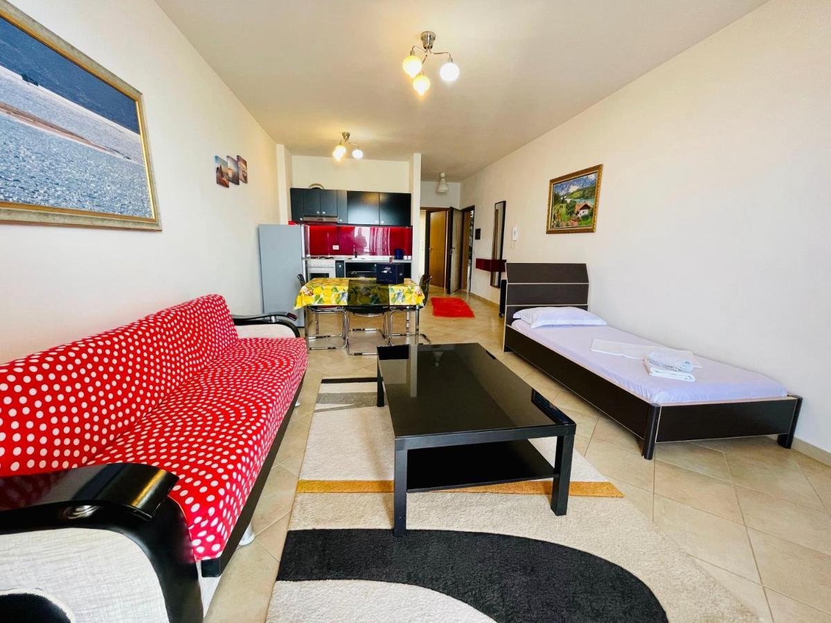 فلورا Rezidenca Panorama Apartments 1 المظهر الخارجي الصورة